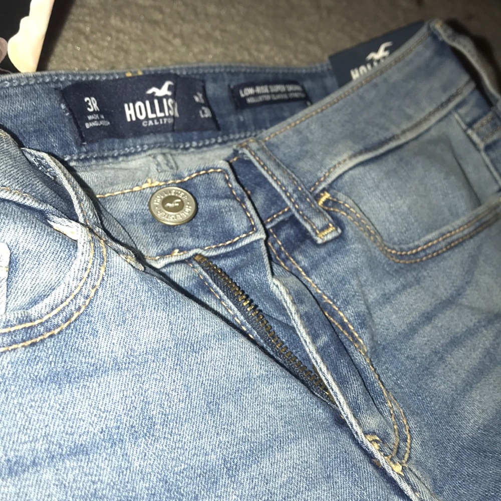 Hollister Low-Rise Jeans
